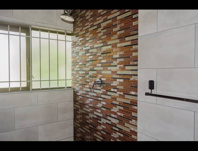 3 BEDROOM TOWNHOUSE FOR SALE IN SCOTTBURGH CENTRAL